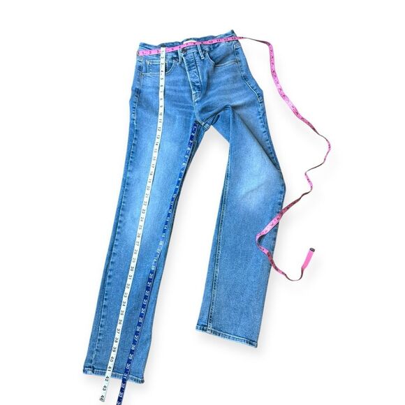 GOOD AMERICAN Women’s Light Blue Wash Good Icon 90’s Relaxed Style Jeans Size 8/ - Picture 6 of 6